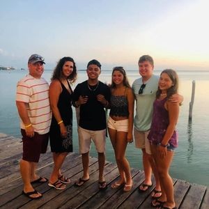 Meet your Posher, Nadia